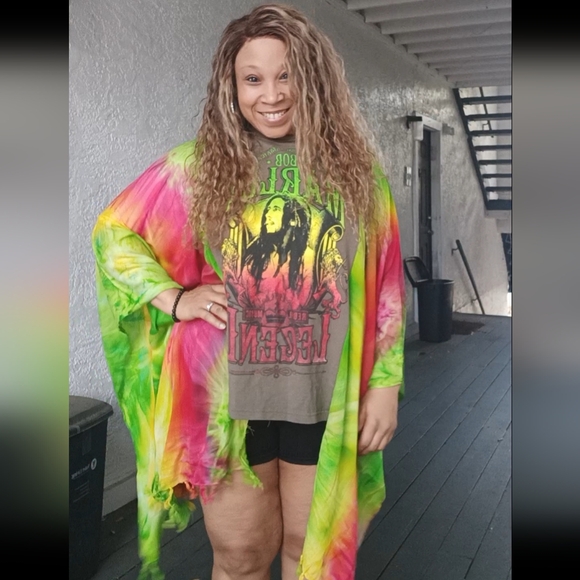Upcycled Bob Marley Graphic Tshirt Poncho Top - Picture 7 of 7